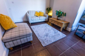 Spacious 4 Bedroom House in Stoke on Trent